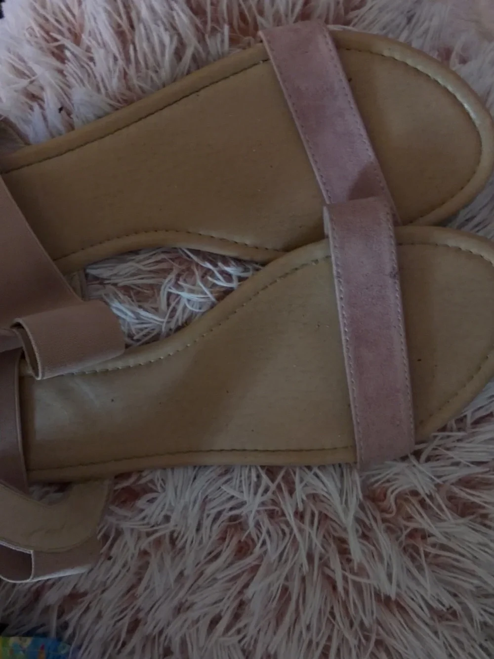 Women’s Pink Suede Flat Sandals